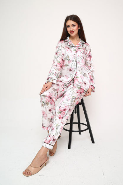 Silk Bloom – Saten Pijama Takımı