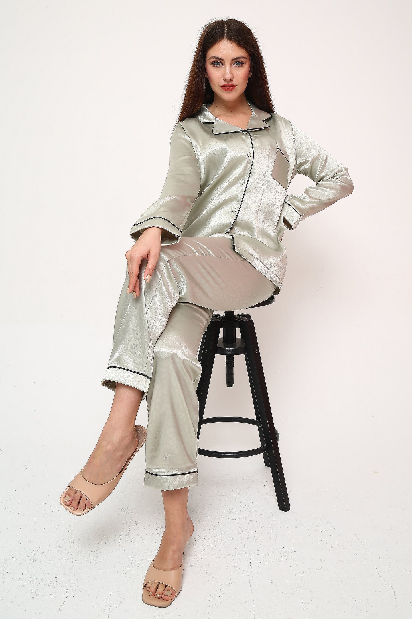 Shadow Tigris – Saten Pijama Takımı