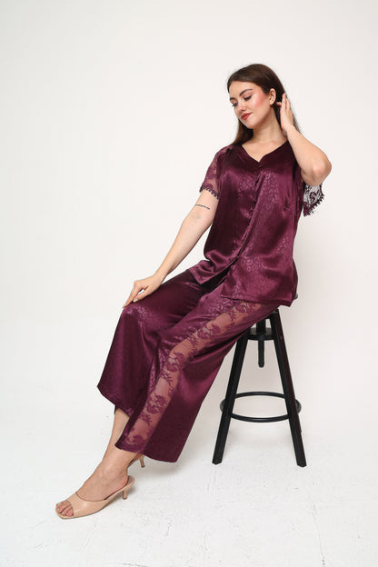 Elegant Touch – Saten Pijama Takımı